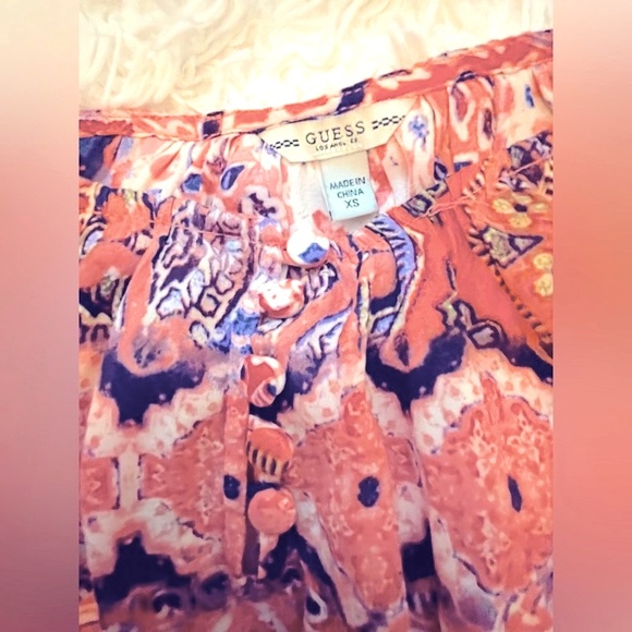 Guess Boho Lightweight Airy Cinch Waist Top. Size XS - Picture 4 of 5